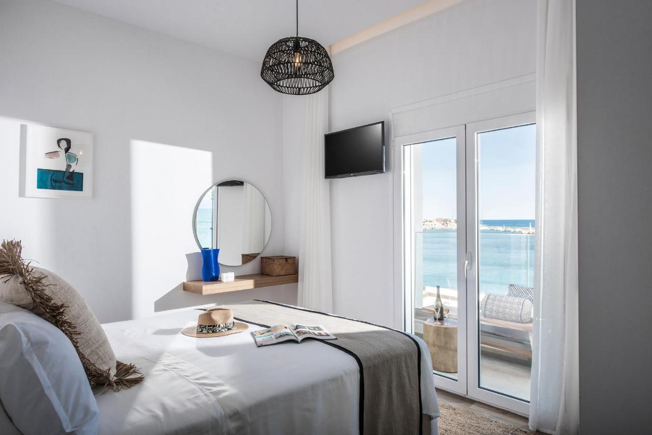Khroma Luxury Suite 1 Beach Front Apartment Herszonisszosz Kültér fotó
