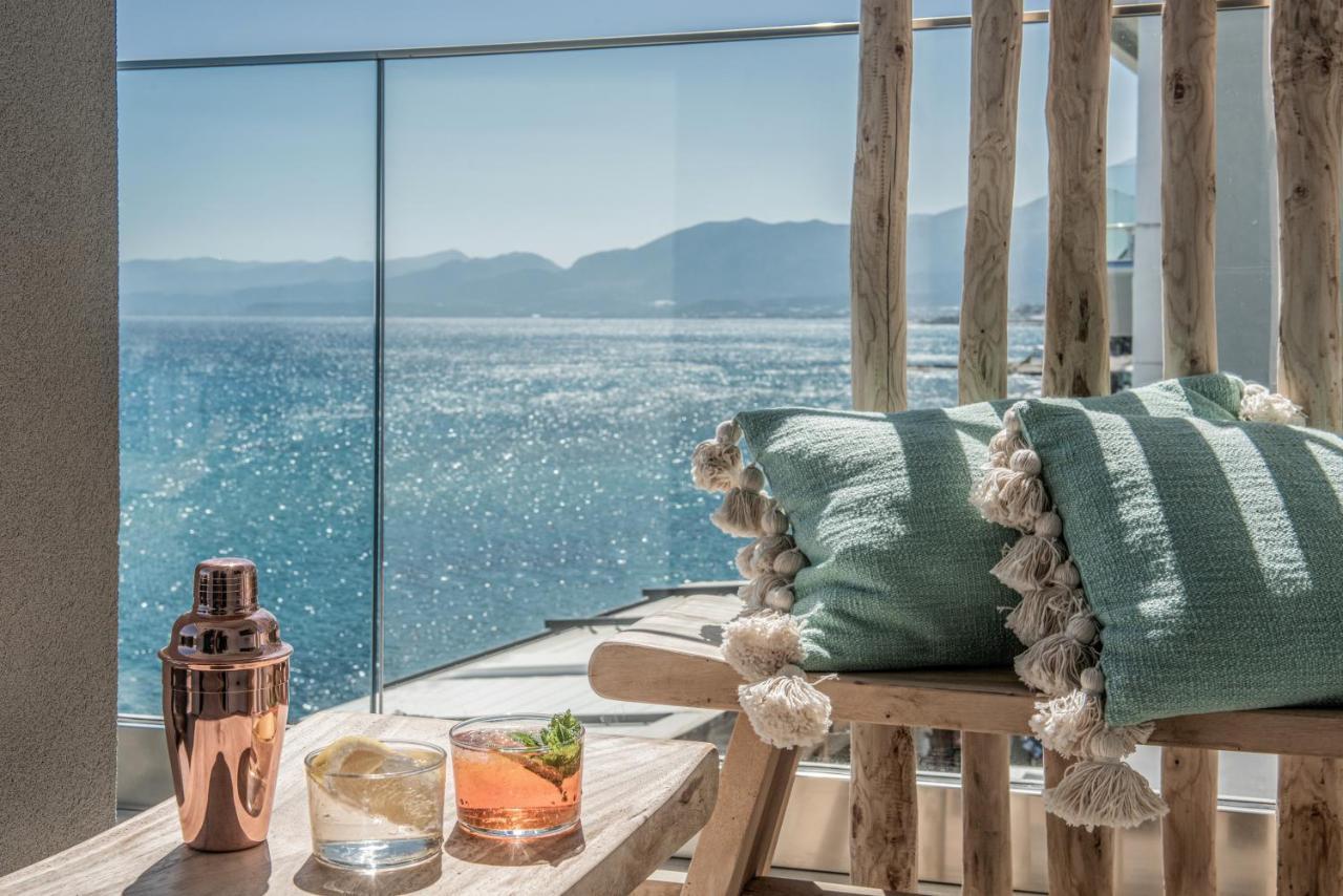 Khroma Luxury Suite 1 Beach Front Apartment Herszonisszosz Kültér fotó