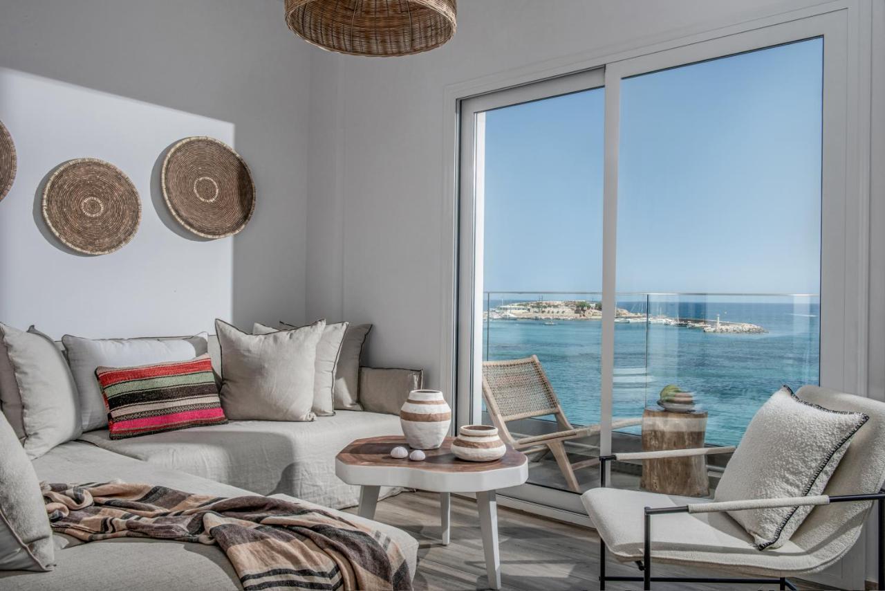 Khroma Luxury Suite 1 Beach Front Apartment Herszonisszosz Kültér fotó