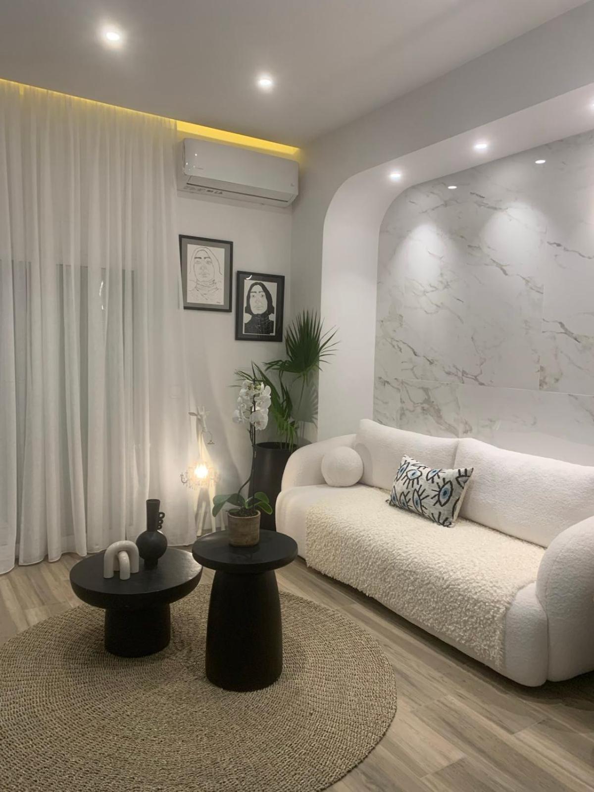 Khroma Luxury Suite 1 Beach Front Apartment Herszonisszosz Kültér fotó