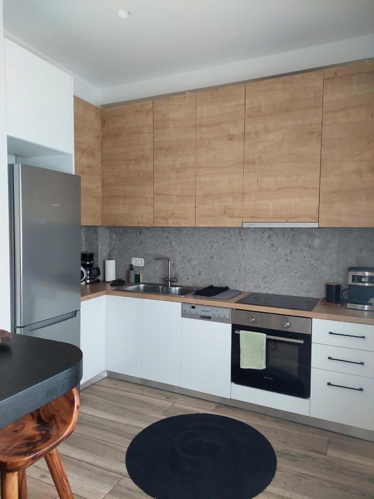 Khroma Luxury Suite 1 Beach Front Apartment Herszonisszosz Kültér fotó